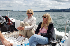people sailing at jeanneau rendezvous