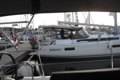 people at 2021 Jeanneau Rendezvous