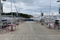 people gathering at 2022 PNW Jeanneau Rendezvous