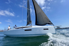 sailing at jeanneau rendezvous