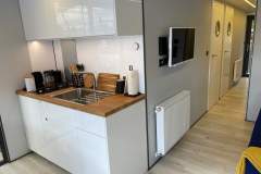 La Mare Apart EL Long Houseboat interior