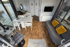La Mare Apart L Houseboat interior 