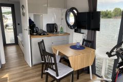 La Mare Apart M Houseboat interior