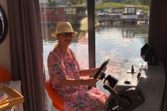 La Mare Apart M Houseboat interior