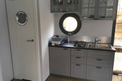 La Mare Apart XL Houseboat interior