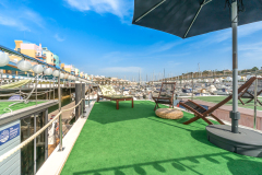 La Mare Apart XS Houseboat