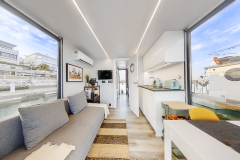 La Mare Apart XS Houseboat interior