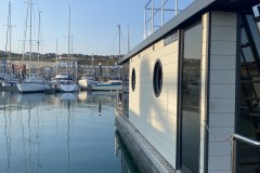 La Mare Apart XXL Houseboat 