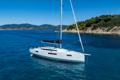 JEANNEAU_SUN_ODYSSEY_415-4