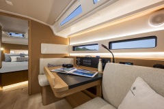 SUN_ODYSSEY_415_INTERIOR-2