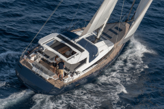 Jeanneau Yachts 65 Sailing