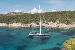 Jeanneau Yachts 65 Sailing