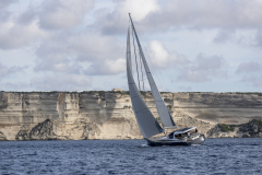 Jeanneau Yachts 65 Sailing