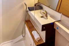 Jeanneau 440 Interior