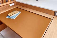Jeanneau 440 Interior