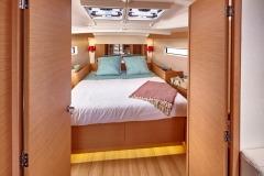 Jeanneau 440 Interior