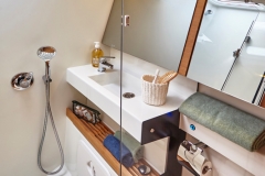 Jeanneau 440 Interior