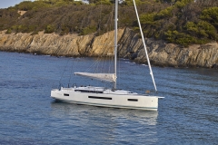 Jeanneau Sun Odyssey 490 exterior