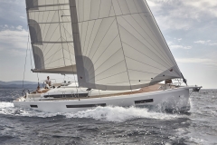 Jeanneau Sun Odyssey 490 exterior