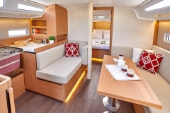 Jeanneau 410 Interior