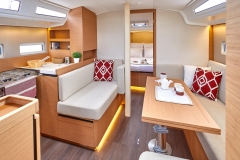 Jeanneau 410 Interior