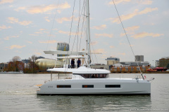 Lagoon 55