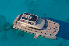catamaran lagoon EIGHTY 3 exterior