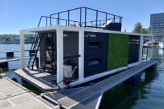 La Mare Modern 12 Houseboat