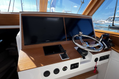 True North 39 interior